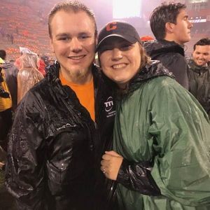 Meet your Posher, Hunter